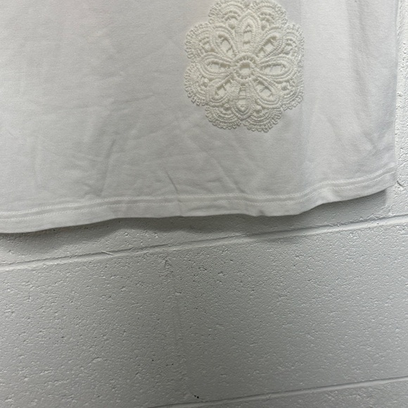 Laurie Felt Off White Lace Accent Short Sleeve Tee - Picture 9 of 10